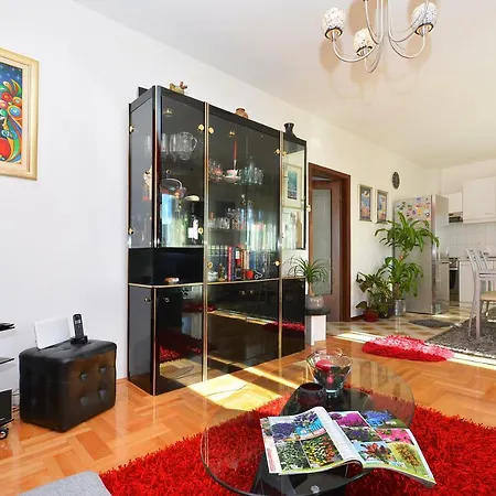 Artsy Apartment